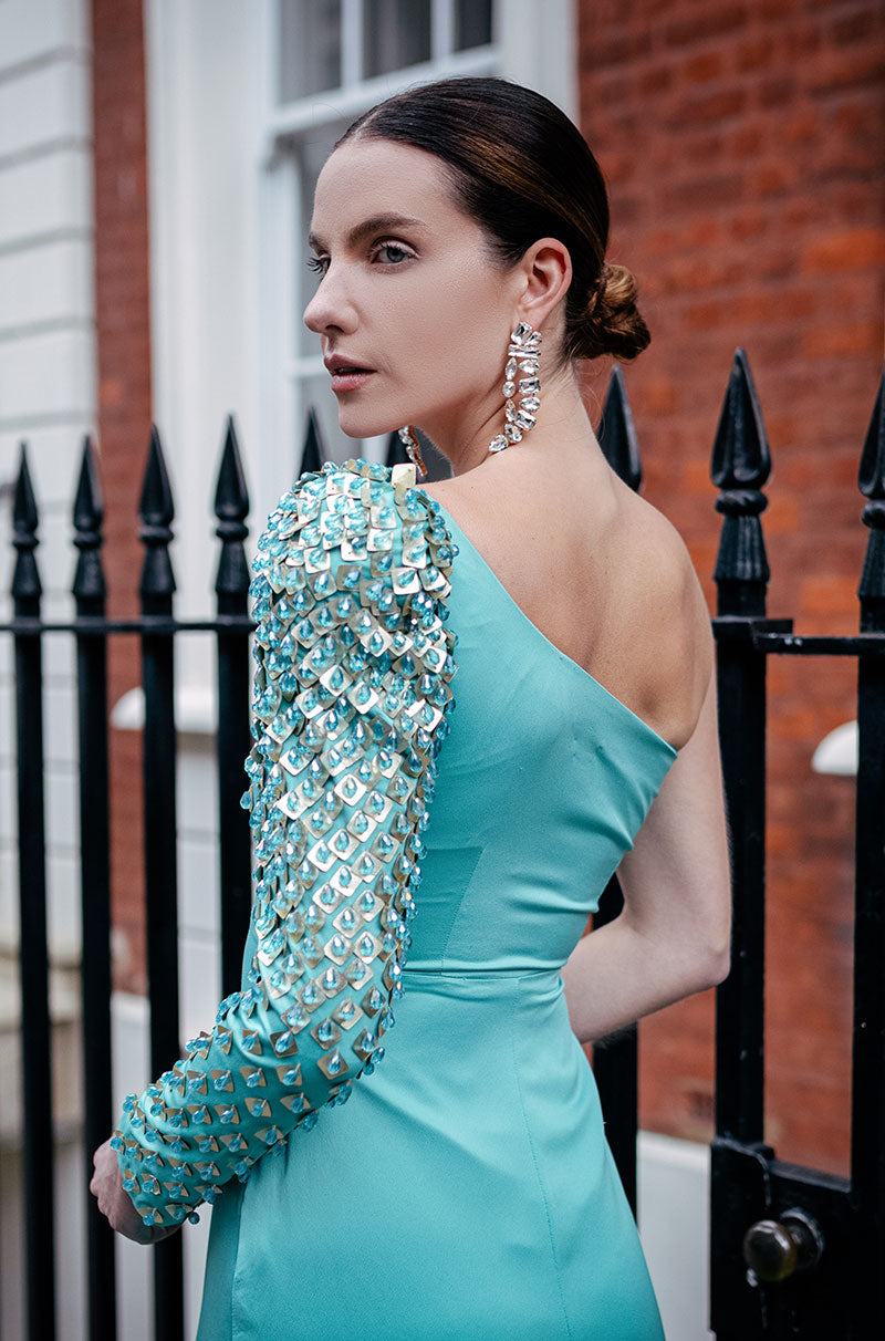 The Nefertiti (Aqua)