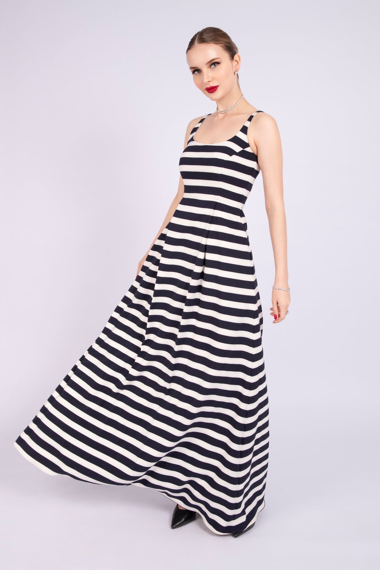 Black and White Crepe Flow Summer Dress