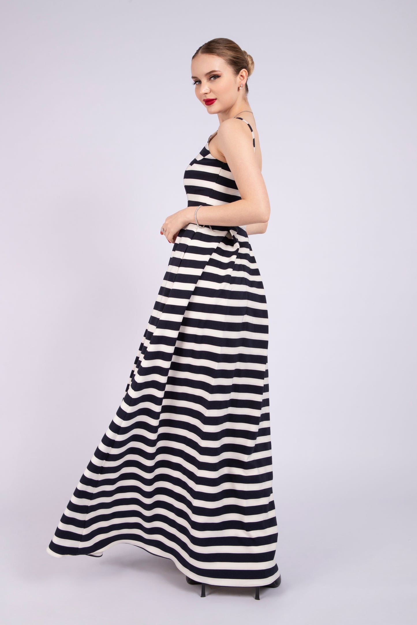 Black and White Crepe Flow Summer Dress